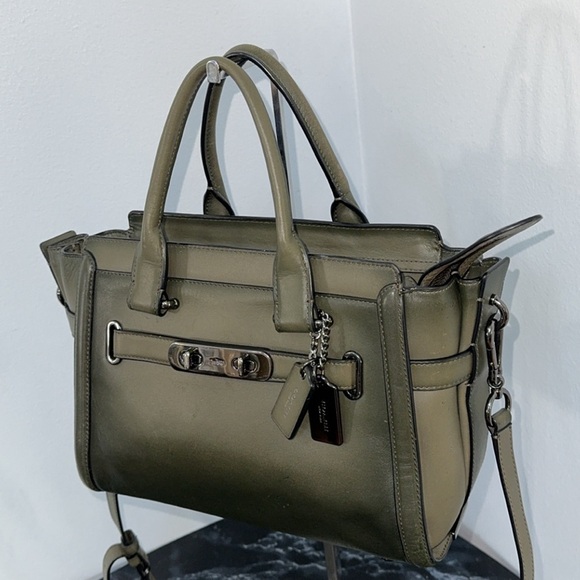 COACH Swagger 27 Handbag Burnished Leather Dark Green Crossbody Bag AUTHENTIC - Picture 2 of 15